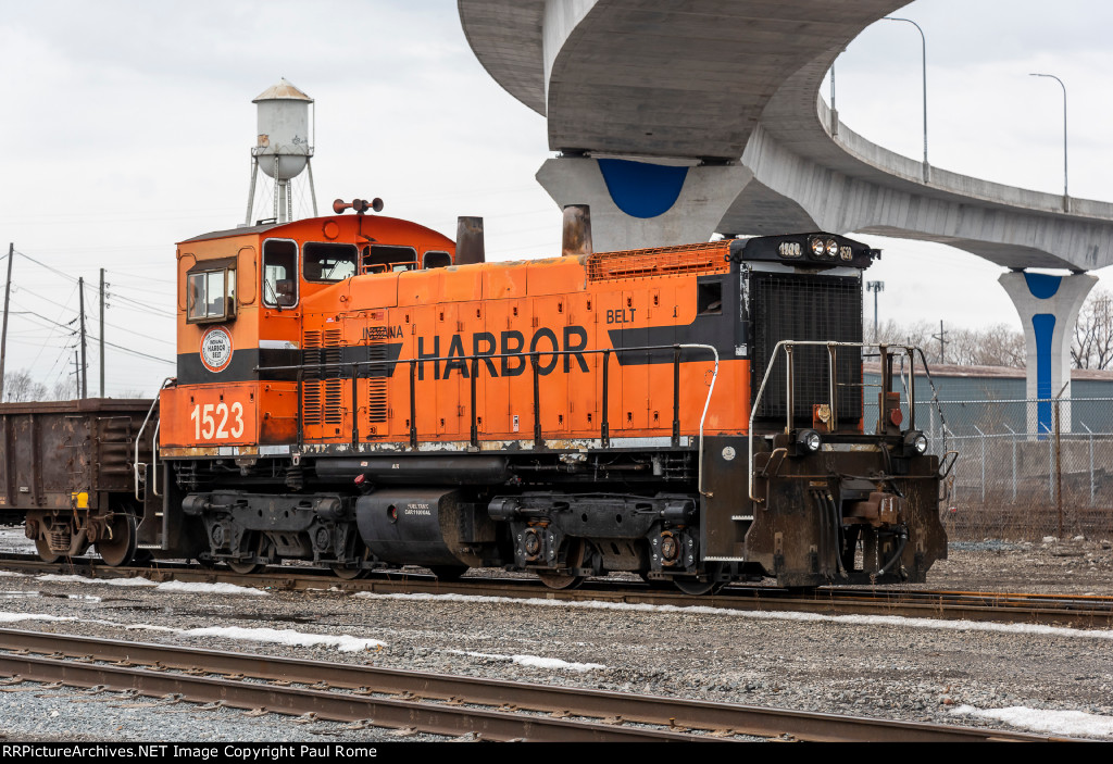 IHB 1523, EMD SW1500, ex IHB 9220, 